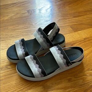 Keen Ellie Backstrap Black, Gray, and Mauve Sandals